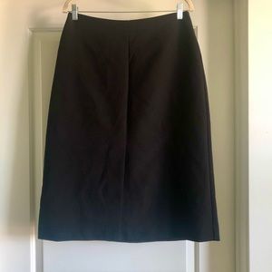 NWOT Alfani zip-up front slit black skirt Sz 4